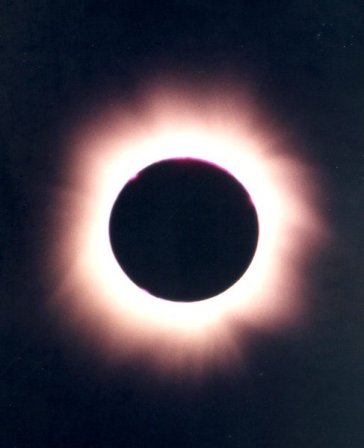 Corona Solar fotografiada durante un eclipse.